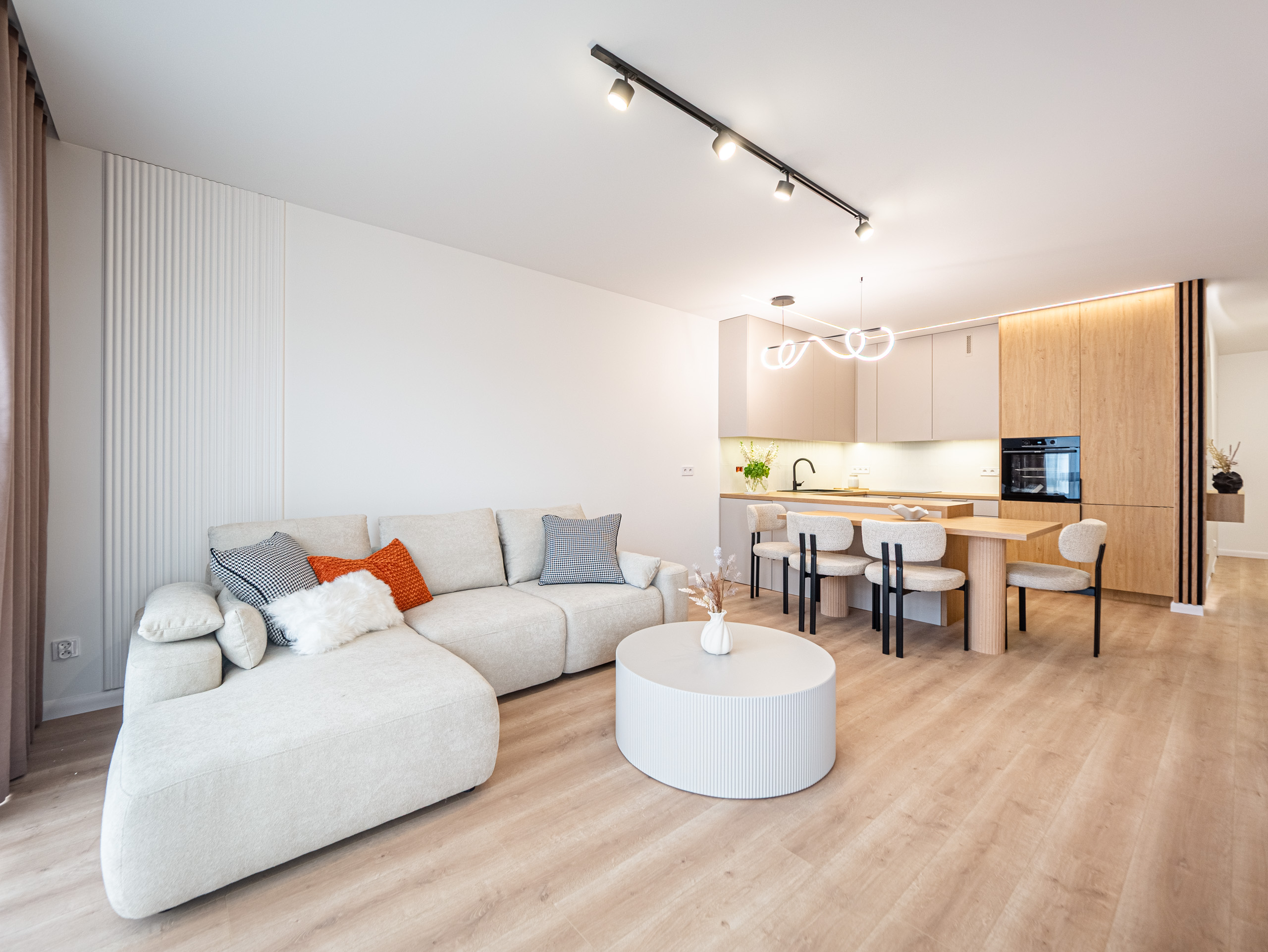 Apartament wykończony pod klucz, Dom 43/2, Rozkówka Park